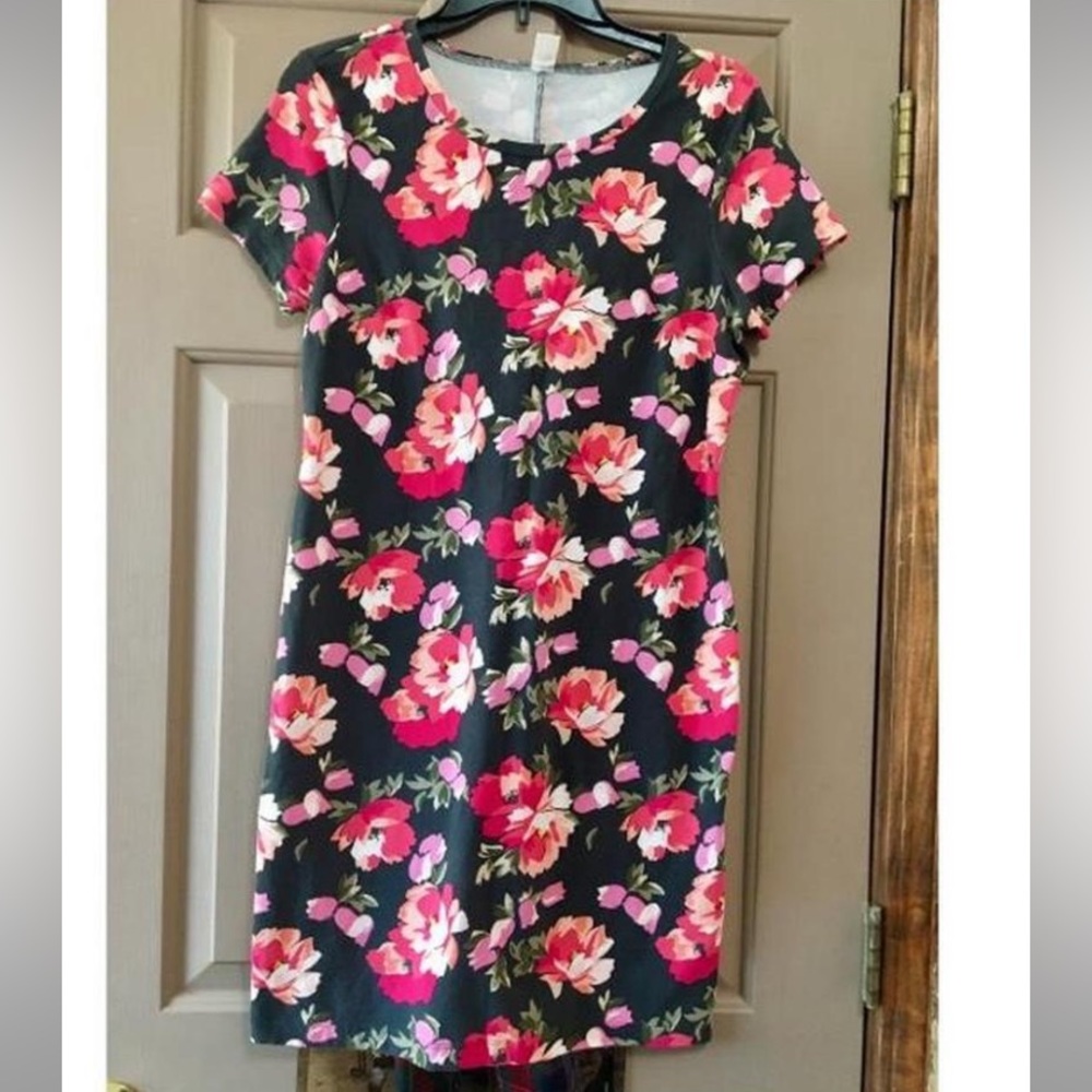 Old Navy Floral Grey & Red/Pink Tshirt Dress